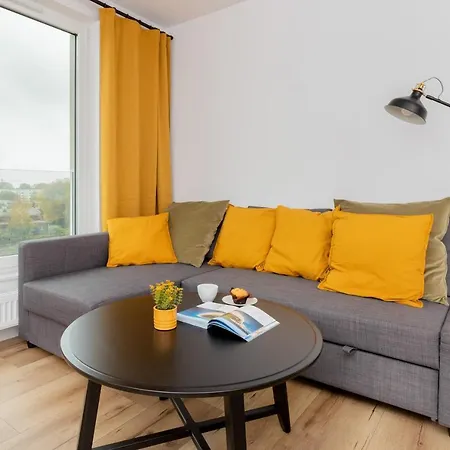 Przystan Letnica With Balcony & Parking By Renters דירה